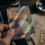 carte pokémon vmax vrai sur table